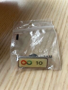 Canadian Donor Pin 10 donations pin made in Canada collectors pin